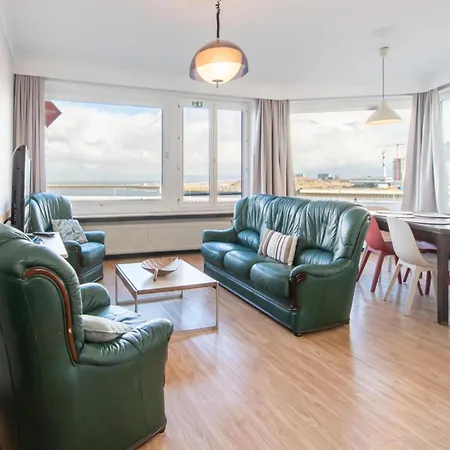 In With Sea Views Apartamento